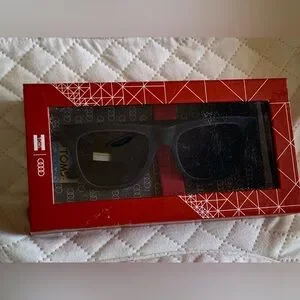 Toms | Accessories | Toms Dalston Audi R8 Sunglasses Limited  display picture 3